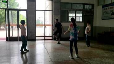 说明: E:\CZG\非教学\工会党务与指导青年教师\20220606 校工会活动视频\tyc8722太阳集团 姜亚东 踢毽子_Moment.jpg
